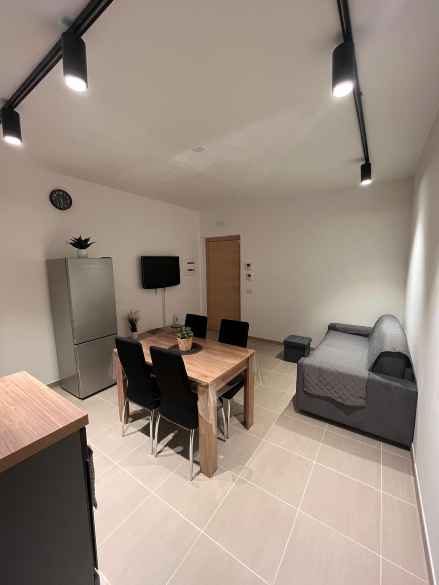 Appartement Santa Chiara à LʼAquila Extérieur photo