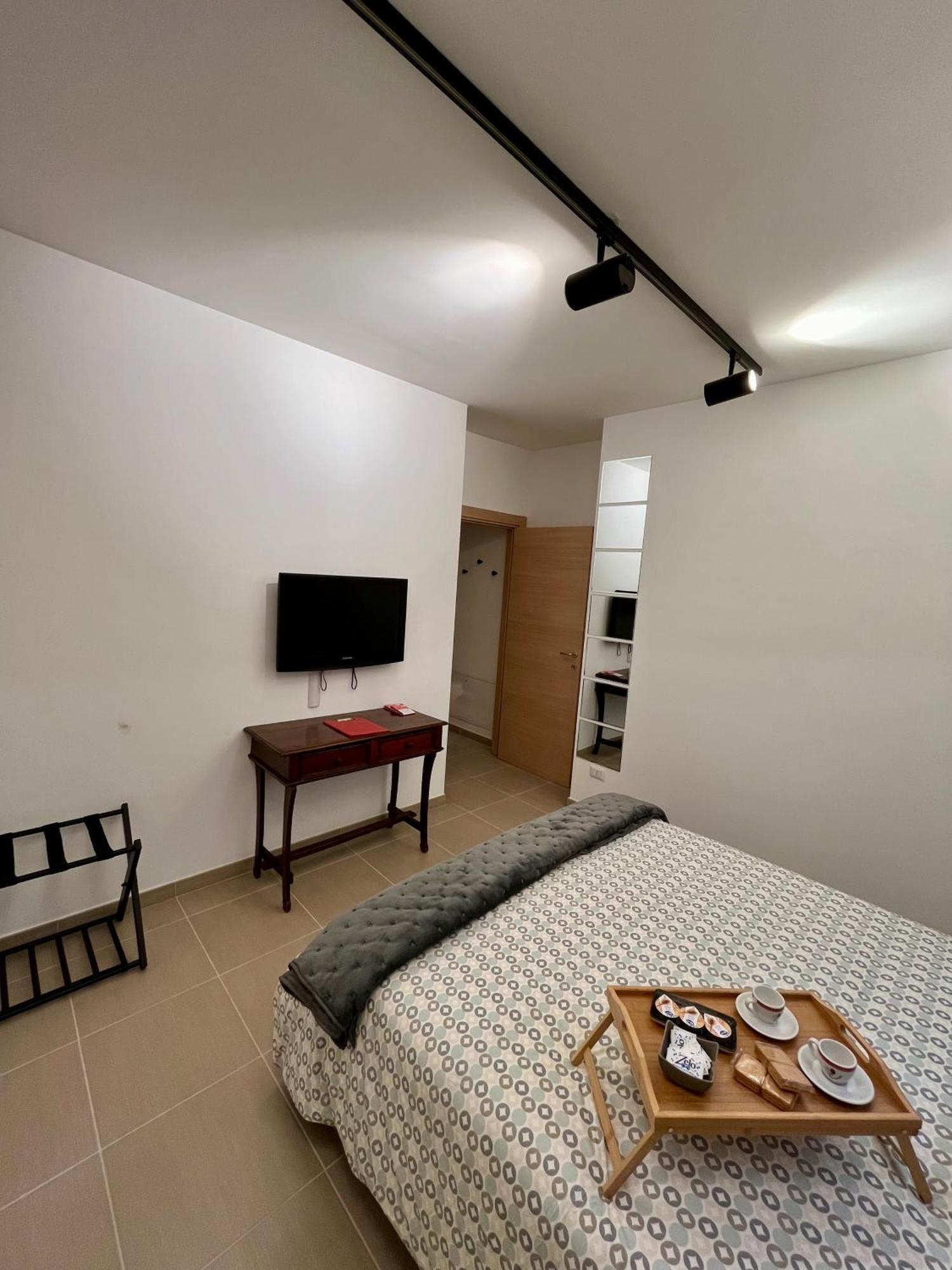 Appartement Santa Chiara à LʼAquila Extérieur photo