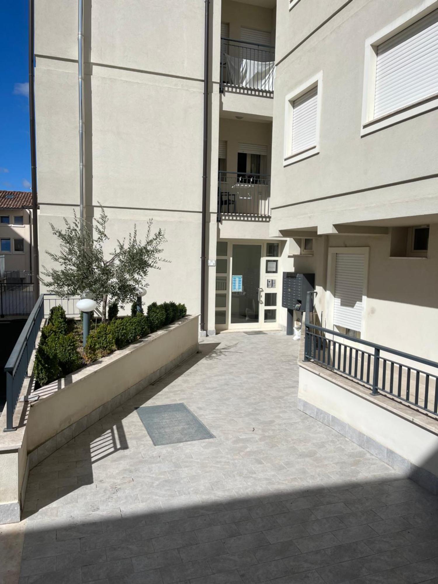 Appartement Santa Chiara à LʼAquila Extérieur photo